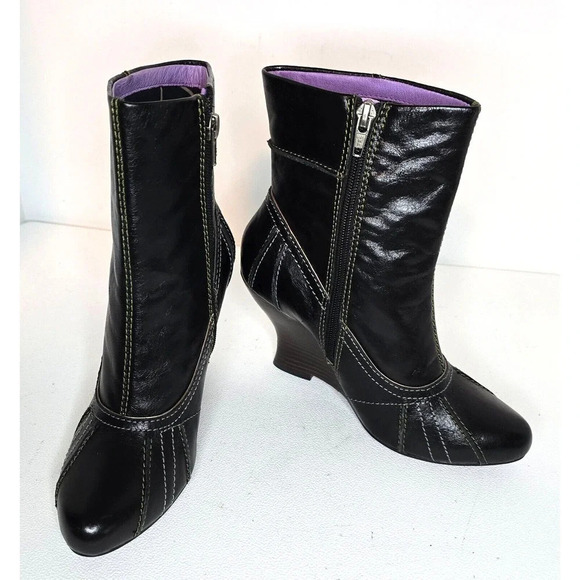 Kenzie Tulip Black Leather Booties Heels Wedges Women’s Size 7 - Picture 1 of 9